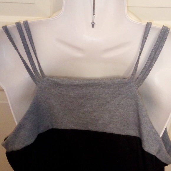 Feather Print Top - Picture 11 of 12